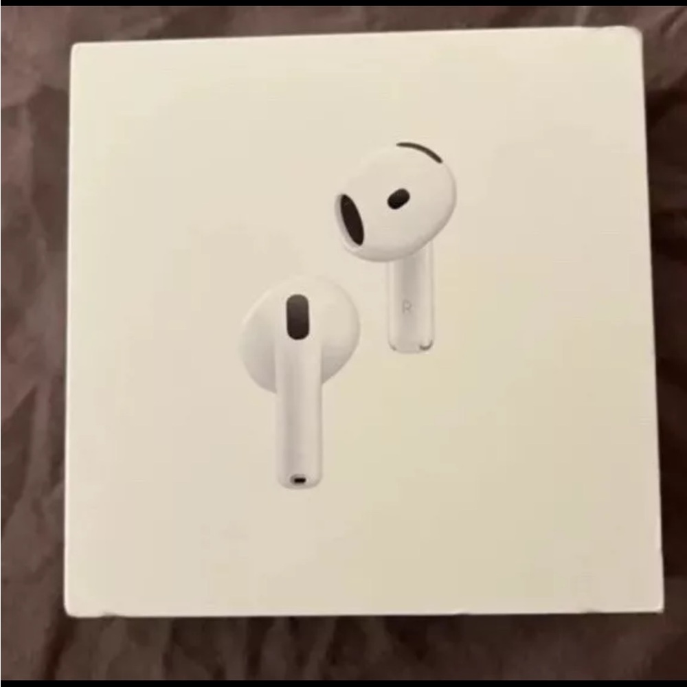 Apple AirPods (3rd Generation) Wireless Earbuds